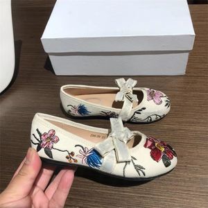 Sneakers Style Children's Shoes Girls Flower Dress Four Seasons Princess Round Head Lovely Bow Single Brand 230823