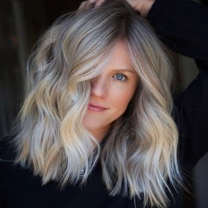 Balayage Blonde Destaques Virgin Human Human Hair Hair Cut Cut HD 13x4 Perucas frontais de renda 150% barato de onda de onda curta peruca