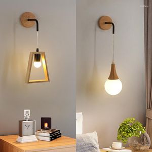 Lampa ścienna nordycka kreatywna stałe drewno minimalistyczna salon tło w tle korytarza