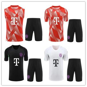 2023 2024 Bayern Monaco uomo e bambino tuta da allenamento per calcio tuta da calcio maglie polo pantaloncini a manica corta kit 23 24 set di maglie polo da uomo kit di tute da jogging