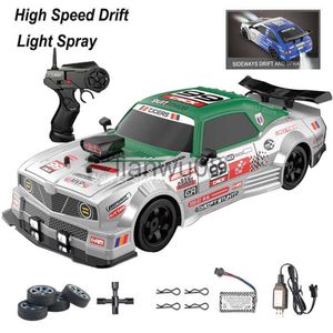 Auto elettrica/RC 116 Illuminazione Spray Auto telecomandata GTR Auto sportiva 4WD Deriva ad alta velocità Rc Auto 24G Telecomando senza fili Auto giocattolo Giocattoli per bambini x0824 x0824