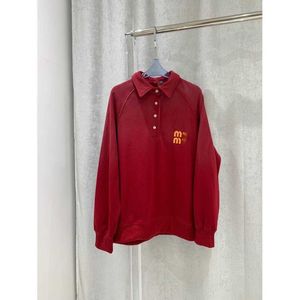 Miui Felpe con cappuccio Felpe Famiglia Donna e inverno Nuovo stile americano Polo con risvolto Contrasto di colore Manica lunga Maglione rosso scuro Donna