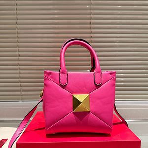 Designer Fashion Women's Totes Handbags Crossbody Minimalist Atmosphere Advanced Sense High Quality Women Bags