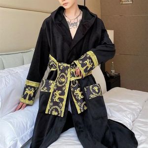 Men's Sleepwear Luxury Winter Black Gold Paisley Velvet Robe Men Long Nightgown Hooded Warm Bath Clothing226k