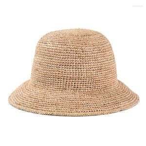 Berets Handmade Ladies Crochet Natural Raffia Straw Bucket Hat For Spring Summer Beach Floppy Fisherman Caps