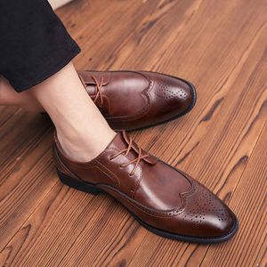 Dress Shoes Painted Luxury Sneakers Luxury Brand High Quality Social Shoe Male Designer High Quality Men Shoes Leather Mem Moccasins Tennis 230824