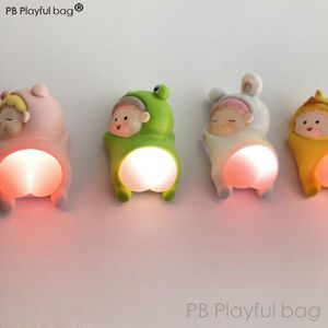 Dekompression Toy Christmas Children's Gift Mini Cartoon Cute Soft Squeeze Q Play Peach Butt Hair Lights Söt leksaksfigurer Tillbehör XD16 230823