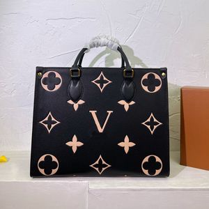 Новые дизайнерские сумки для женщин для женских модных модных точек с надругательством.