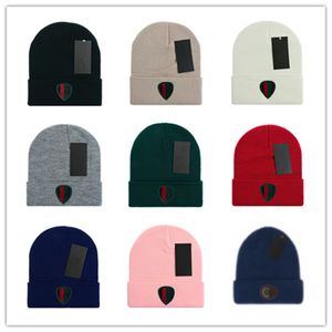 Berretto invernale all'ingrosso Cappelli lavorati a maglia Squadre sportive Baseball Calcio Basket Berretti Berretti Donna Uomo Cappello caldo invernale DHL