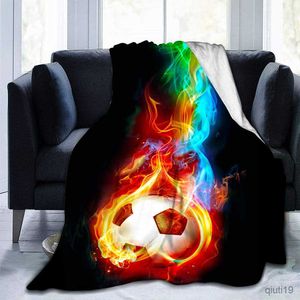 Filtar Soccer Football Ball Sport Flanell Throw Filt Colorful Fire Mönster för säng soffa soffa Super Soft King Size R230824