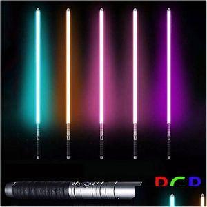 Miecze LED/pistolety metalowy uchwyt RGB Cosplay podwójnie obciążony miecz świetlny miecz laserowy 7 kolorów Zmień przełączalny dźwięk i światło dla chłopców gir dhuyp