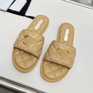 العلامة التجارية Slippers Fashion Summer Handmade Diamond Diamond Disproidery Grid Design