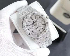 디자이너 시계는 풀 다이아몬드 시계를 끄는 남자 Moissanite Automatic Royal Montre Luxe