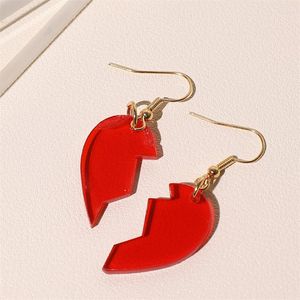 Brincos pendurados moda vermelho coração-quebrando amor costura em forma de coração feminino assimétrico pingente acrílico casais jóias acessórios