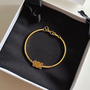 Designer -Armbänder Modebriefketten Ladies Classic Brand Schmuck Hochzeitsfeier Accessoires Girls Casual Ornamente mit Schachtel