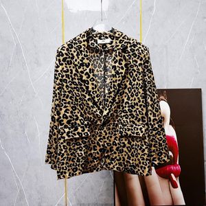 Men's Suits Autumn Leopard Print Suit Collar Loose Shirts Long Sleeve Thin Shoulder Pad Personality Creativity Blazer 21Z1325