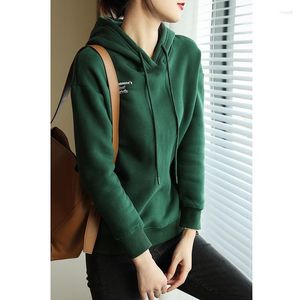 Kvinnors tröjor 2023 Autumn/Winter Casual mångsidig grön rak rör koreansk stickad tröja tröja enkel bomullsplysch för