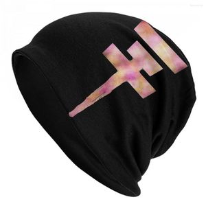 Berets Elegante Tokio El Band Logo Bonnet Knit Chapéu Acessórios Inverno Quente Vintage Beanies Skullies para Homem