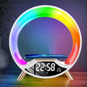 Luce notturna a LED Caricatore wireless Lampada da scrivania intelligente Altoparlante Bluetooth APP Musica Ritmo Pickup Orologio Lampada da tavolo regalo creativo HKD230824