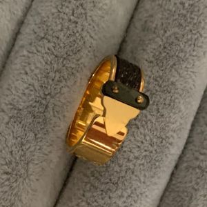 Gold Silber Farbe Luxus Marke Liebe Ring Titan Stahl Paar Ringe Echtes Leder Klassische Frauen Designer Schmuck Großhandel