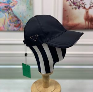 Vendita calda nuovo arrivo bellissimo colore lettera decorazione berretti da baseball camionista designer cappello americano moda camion berretto berretti da baseball casual