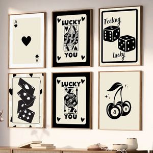 Płótno malarstwo Lucky Play Card Wall Art Kości uderzenia Ace Królowa plakaty i nadruki bar do salonu sypialnia wystrój domu na ścianę zdjęcia bez ramy Wo6