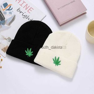 Beanie/Kafatası Kapakları Moda Weed Yaprak Hip Hop Punk Örgü Beanies Mens Kış Şapkaları Sıcak Türban Şapkası Kadın Kafatası Kapakları Beanie Adul Aksesuarları L0825