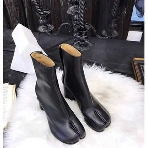 Boots 2023 Design Tabi Boots split toe chunky High Heel Women Boots Leather Zapatos Mujer Fashion Women Women Shoes Botas Mujer T230824