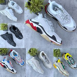 2023 Designer 17FW Triple S Men Women Casual Shoes sneakers platform Tan clear sole black white grey red pink blue Royal Neon Green mens trainers sports sneaker