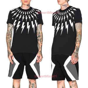 Moda Mens Designer Camiseta Verão Nova Chegada Geometria Imprimir Manga Curta Preto Branco Mens Alta Qualidade Algodão Tees Tamanho S-2XL229v