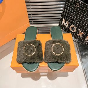 Designer Women's Slippers Women's Wool Slippers Winter Fur Fluffy Warm Letter Sandals Comfortable Fuzzy Inverted Triangle Iron Leather Girls' Slippers 35-42