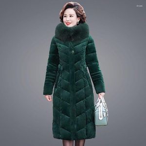 Trench da donna 2023 Piumino invernale in cotone con peluche e addensato nobile velluto dorato lungo al ginocchio stile straniero P50