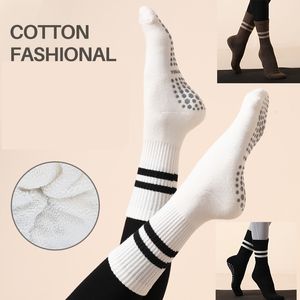 Sports Socks High Quality Bandage Yoga AntiSlip QuickDry Damping Pilates Ballet Good Grip For Women Cotton Fitness 230824