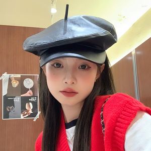 Berets Black PU Leather For Women Autumn And Winter Retro British Sboy Hats Showing Face Small Short Brim Octagonal Men's Cap