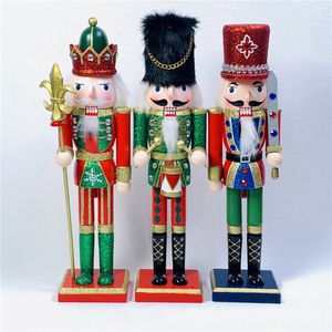 Decorações de Natal 1 pc Quebra-nozes de madeira Soldado Boneca Vintage Artesanato Fantoche Presentes Criativos Enfeites de Festa de Natal Casa Decorações de Desktop 230825