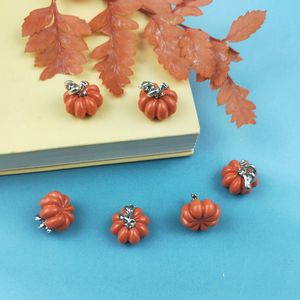 Charms Jeque 10pcs Halloween Тыква эмамал чары овощные растительные продукты металлическая кулонная серьга Diy модные украшения 230826