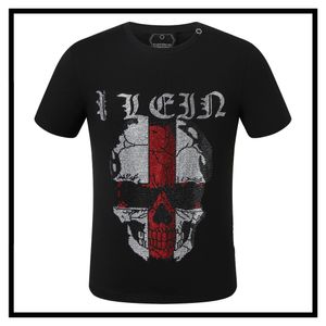 Phillip Plain Uomo Designer PP Skull Diamond T Shirt Manica corta Dollaro Orso bruno Marca Tee O-Collo Teschi di alta qualità T-shirt Tees Tops P2113