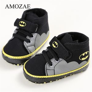 Pierwsze Walkers Baby Boys Fashion Sneakers Drukuj wzór kreskówek Sofe Sole First Walkers Niemowlę małe buty do bramki dla 018m 230825