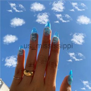 Künstliche Nägel, 24 Stück, künstliche Nägel, langer, spitzer Kopf, tragbare künstliche Nägel mit Kleber, blauer Himmel, weiße Wolke, Wassertropfen, Nagelaufkleber, zum Aufdrücken von Nagelspitzen x0826