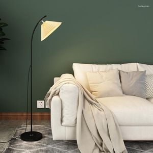 Lâmpadas de assoalho simples plissado lâmpada sombra led para sala estar sofá lateral luz quarto luzes cabeceira decoração casa