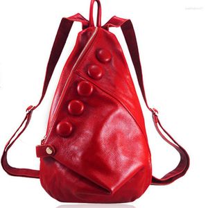 Skolväskor äkta läder kvinnor väska resor ryggsäck koreansk version fashionabla kohude axel lagring pack handväska kvinnlig avslappnad