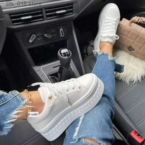 Fall för utomhusklänning Kvinnor 2022 sneakers New Fashion Tennis Lace Up Canvas Casual Walking Breattable Vulcanized Shoes Plus Size