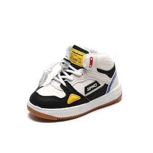 Sportschuhe 2023 Herbst lässige Boardschuhe für Jungen und Mädchen High-Top-Basketball-Laufschuhe für kleine und mittelgroße Kinder Babyschuhe mit weicher Sohle