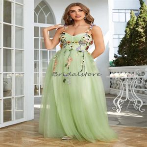 Bunte Blumen Mintgelbes Abendkleid 2023 Sexy Spaghettiträger Tüll-Abschlussballkleid Rückenfrei Formeller Anlass Maxi-Partykleid Vestios De Fiesta Robes De Soiree