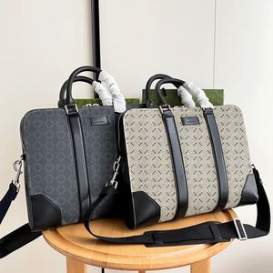 Designer tote bag Men and women briefcases shoulder bags laptop bags handmade leather tote business bags high quality at wholesale prices