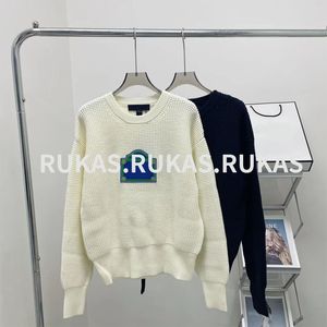 Estudantes de camisola de gola redonda de moda Hong Kong Fengsen versão coreana da tendência solta engrossou a nova maré de tricô inferior de outono e inverno