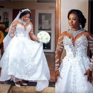 Błyszczące kryształy kwiaty 3D South African Ball Suknie ślubne z długimi rękawami kryształki wysoko szyi vintage suknie ślubne seksowne rozmiary plus size vestidos