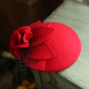 Breda brimhattar hink vintage Pure Wool Fedora Cap Women Mesh Flower Hat Headwear Elegant Ladies Autumn Pillbox 230825