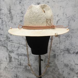 Breite Krempenhüte Bucket Arrival Damen-Strohhut mit Kette und Nadel im Sommer The Beach by Sea 230825