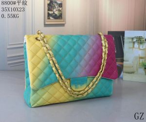 Tasarımcı Çantalar Kadın Tote Çanta Omuz Omuz Yarım Soon Çanta Dokulu/Pürüzsüz Buzağı Deri Tote Tasarımcı Zip Kapatma Crossbody Kadın Hobo Çanta Omuz Çantaları Çanta 578